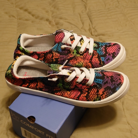 Jellypop Dallas Multicolor Snake - Picture 3 of 4